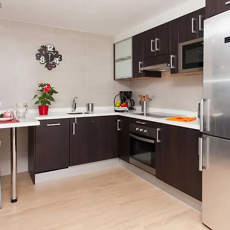 Urban Apartment *